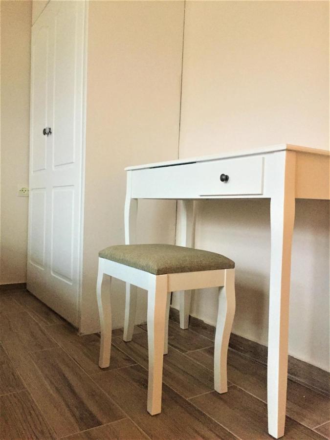 Genari Beach Apartments Levendokhórion Eksteriør bilde