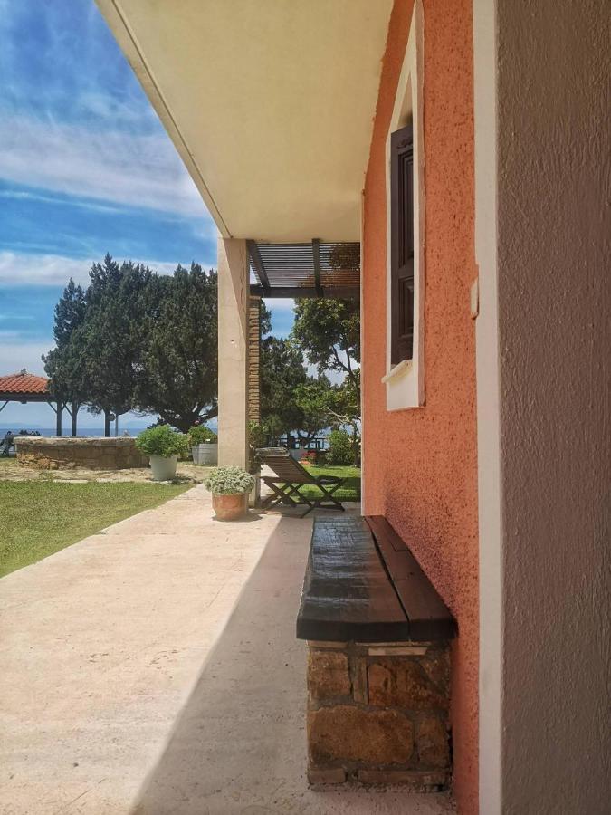 Genari Beach Apartments Levendokhórion Eksteriør bilde