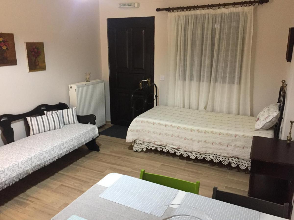 Genari Beach Apartments Levendokhórion Eksteriør bilde