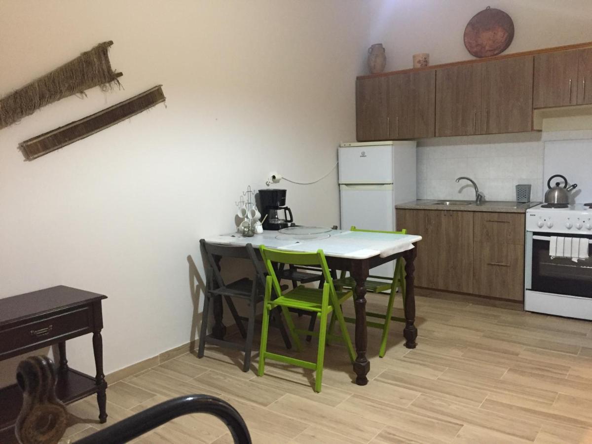 Genari Beach Apartments Levendokhórion Eksteriør bilde